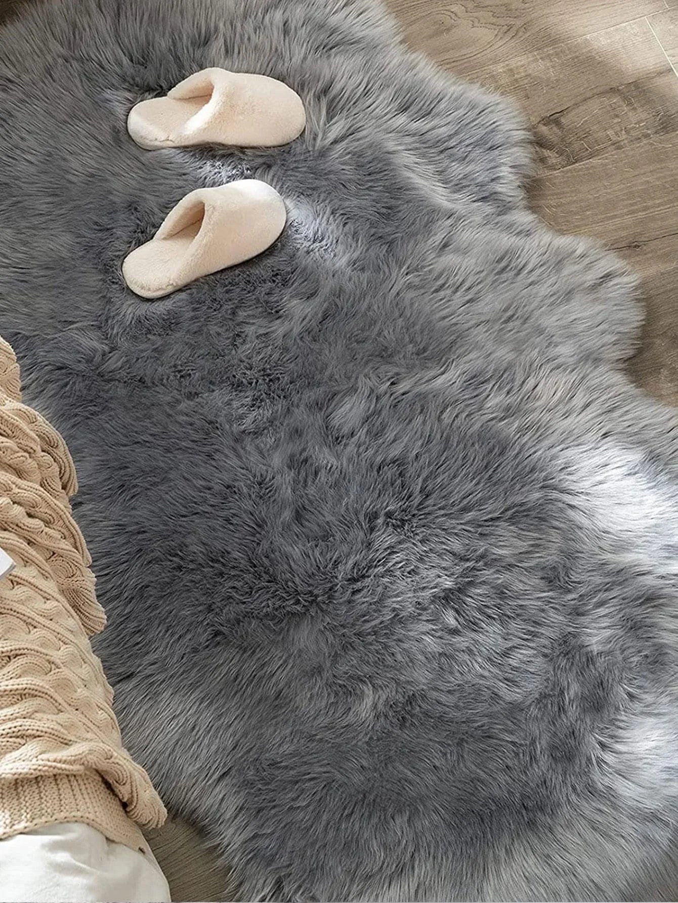 1PC Soft Faux Fur Rug White Fluffy Area Rug For Living Room