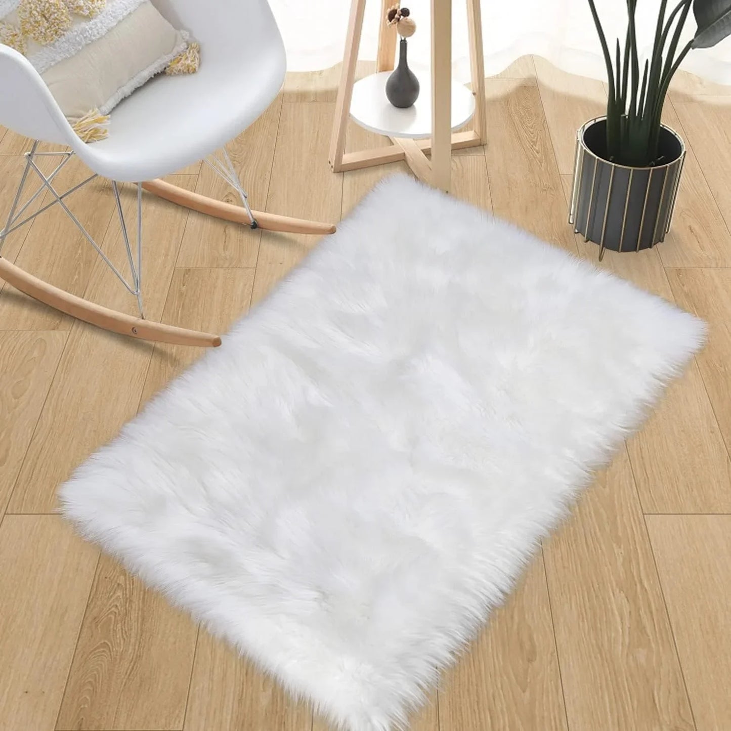 Fluffy Washable Small Rug Suitable For Bedroom